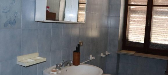 8 rooms House in Santo Stefano Belbo, Italy No. 165564 29