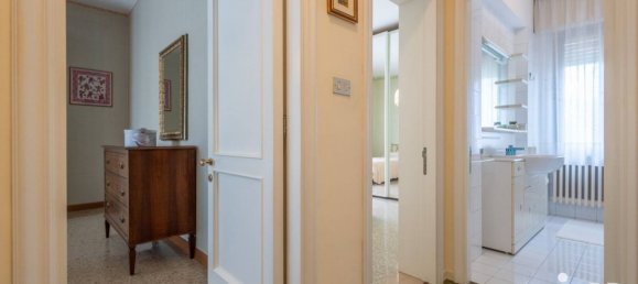 2 bedrooms Apartment in Civitanova Marche, Italy No. 10850 4