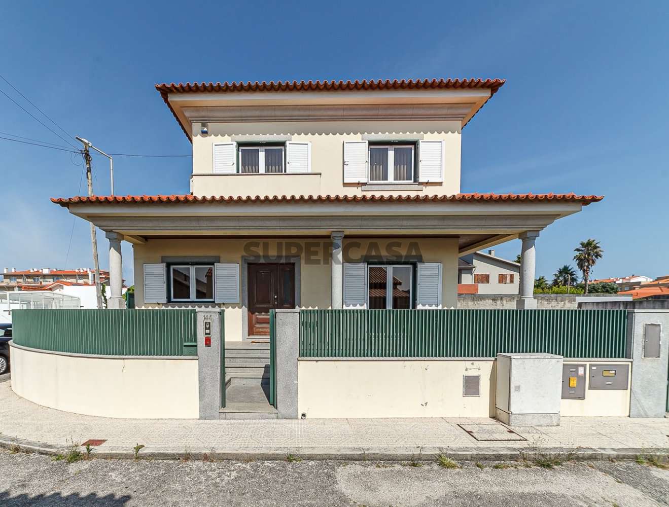 4 Schlafzimmer Haus in Esmoriz, Portugal, Nr. 264645