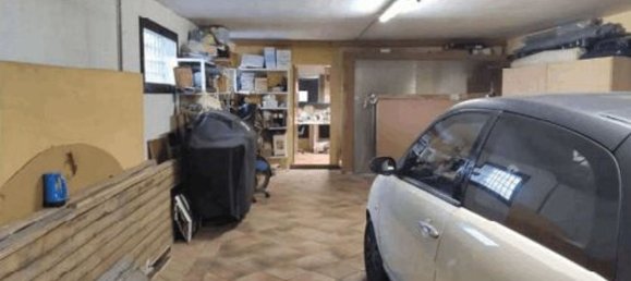 12 rooms Apartment in Padua, Italy No. 15415 12