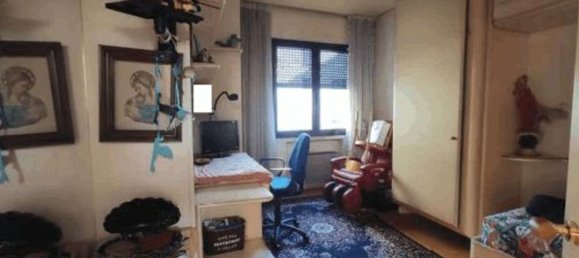 12 rooms Apartment in Padua, Italy No. 15415 8