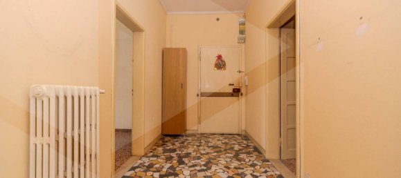 4 rooms Apartment in Bologna, Italy No. 28941 25