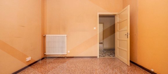 4 rooms Apartment in Bologna, Italy No. 28941 29
