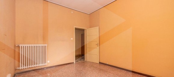 4 rooms Apartment in Bologna, Italy No. 28941 27