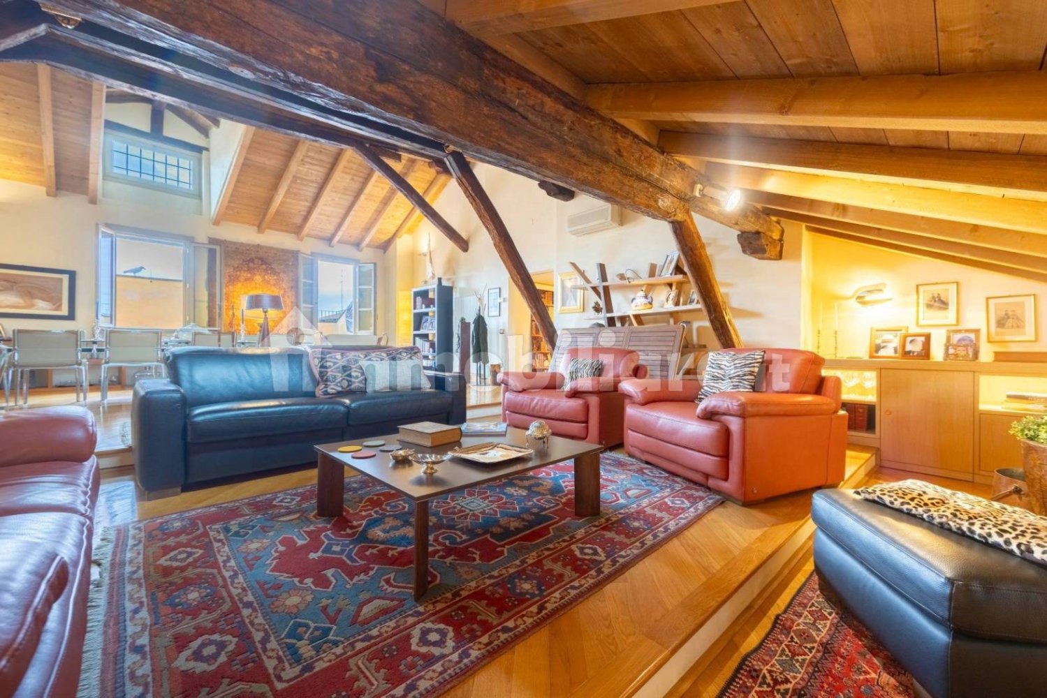 4 bedrooms Penthouse in Bologna, Italy No. 368516