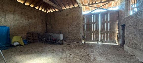 2 bedrooms House in Ain, France No. 315892 8