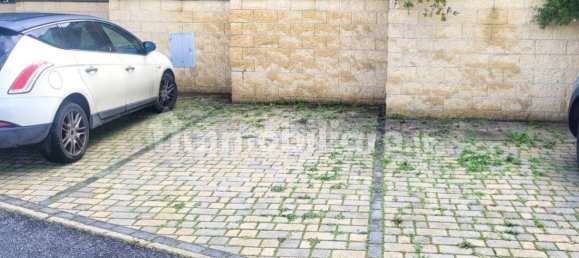 2 bedrooms Villa in Rome, Italy No. 150887 16