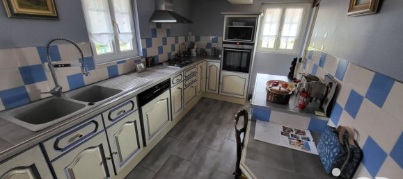 4 bedrooms Castles in Pont-Audemer, France No. 357500 4