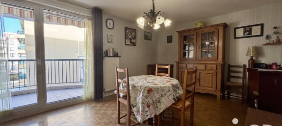 2 bedrooms Apartment in Villefranche-sur-Saone, France No. 206421 2