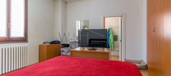 2-salle Appartement à Albese con Cassano, Italy No. 167701 10