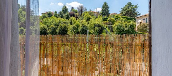 2-salle Appartement à Albese con Cassano, Italy No. 167701 5