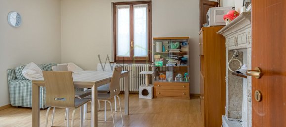 2-salle Appartement à Albese con Cassano, Italy No. 167701 9