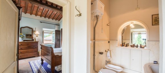 15 rooms Villa in Arezzo, Italy No. 179478 17