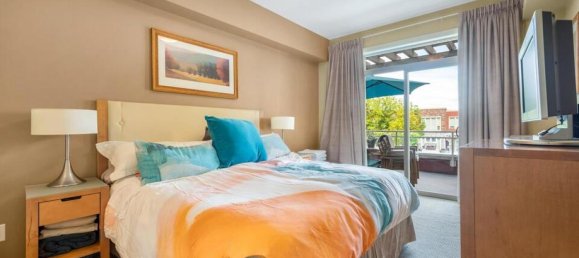 2 bedrooms House in British Columbia, Canada No. 1266 11