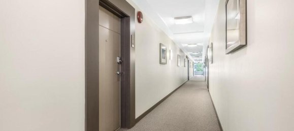 2 bedrooms House in British Columbia, Canada No. 1266 12