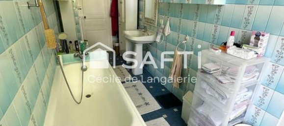 5 bedrooms House in Azay-le-Ferron, France No. 249510 13