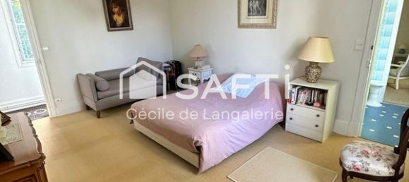 5 bedrooms House in Azay-le-Ferron, France No. 249510 14