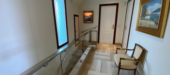 5 bedrooms Duplex in Marbella, Spain No. 148121 17