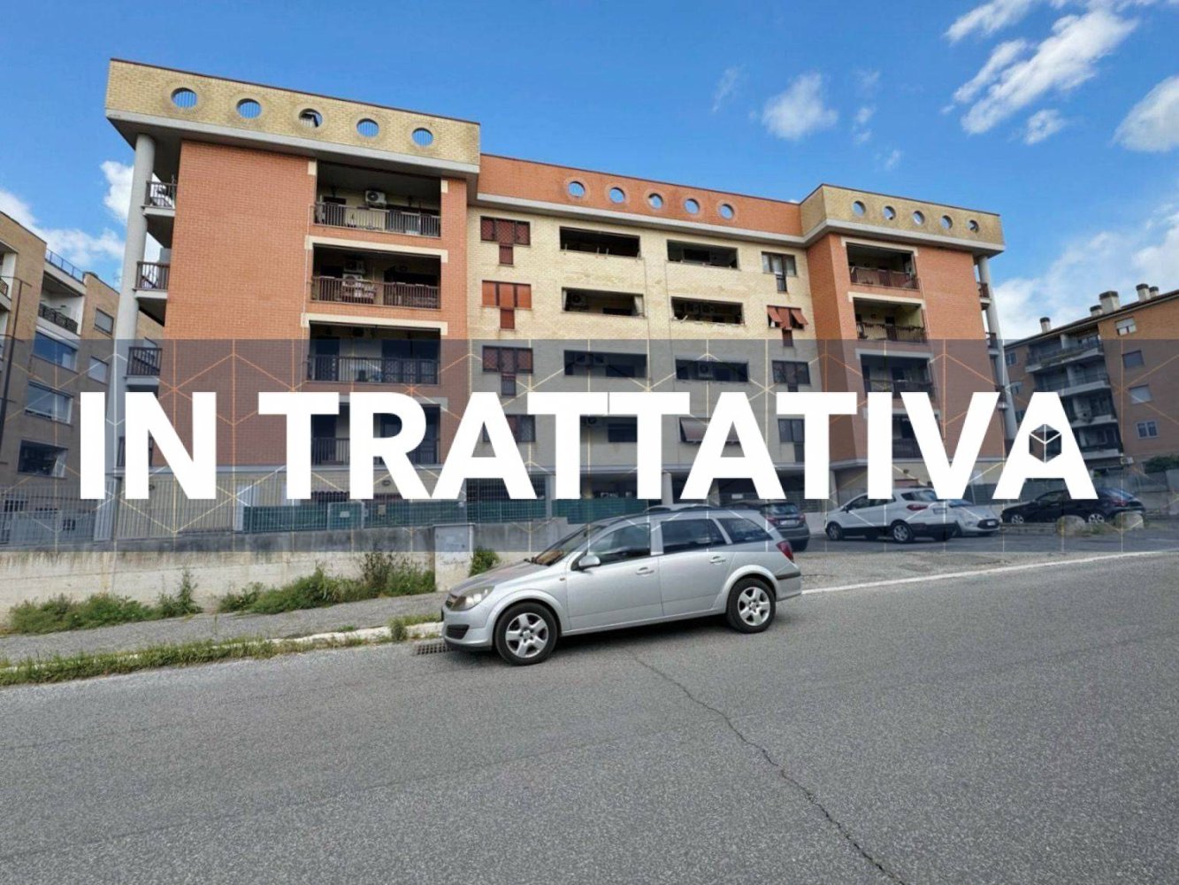 Apartamento de 4 habitaciónes en Rome, Italy No. 28348