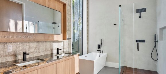 Vivenda T5 em Miami, EUA N.º 615272 8