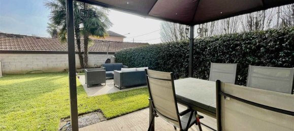 3 rooms Apartment in Lentate sul Seveso, Italy No. 227790 7