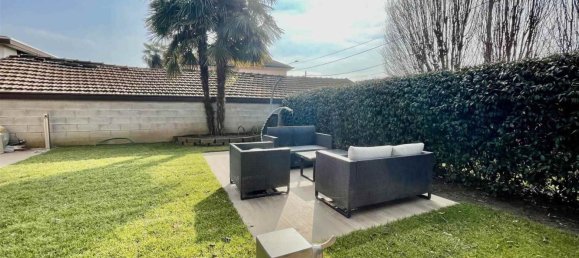 3 rooms Apartment in Lentate sul Seveso, Italy No. 227790 8