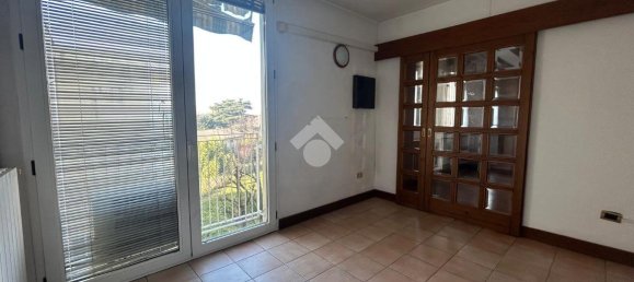 4غرفة شقة في Brescia, Italy رقم 2229 32