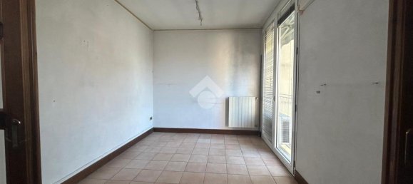 4غرفة شقة في Brescia, Italy رقم 2229 30