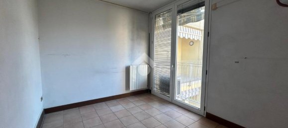 4غرفة شقة في Brescia, Italy رقم 2229 53