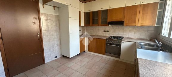 4غرفة شقة في Brescia, Italy رقم 2229 8