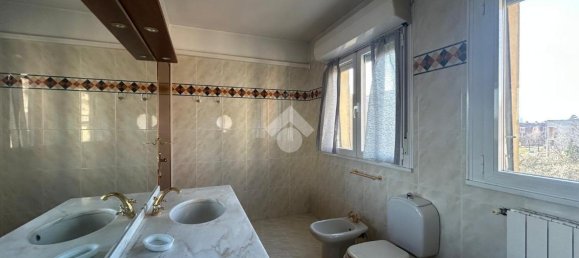 4غرفة شقة في Brescia, Italy رقم 2229 62