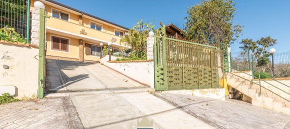 5 rooms House in Palermo, Italy No. 45640 27