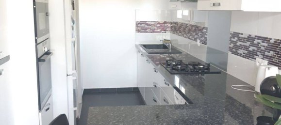 Квартира с 3 спальнями в Таверни, Франция № 329350 4