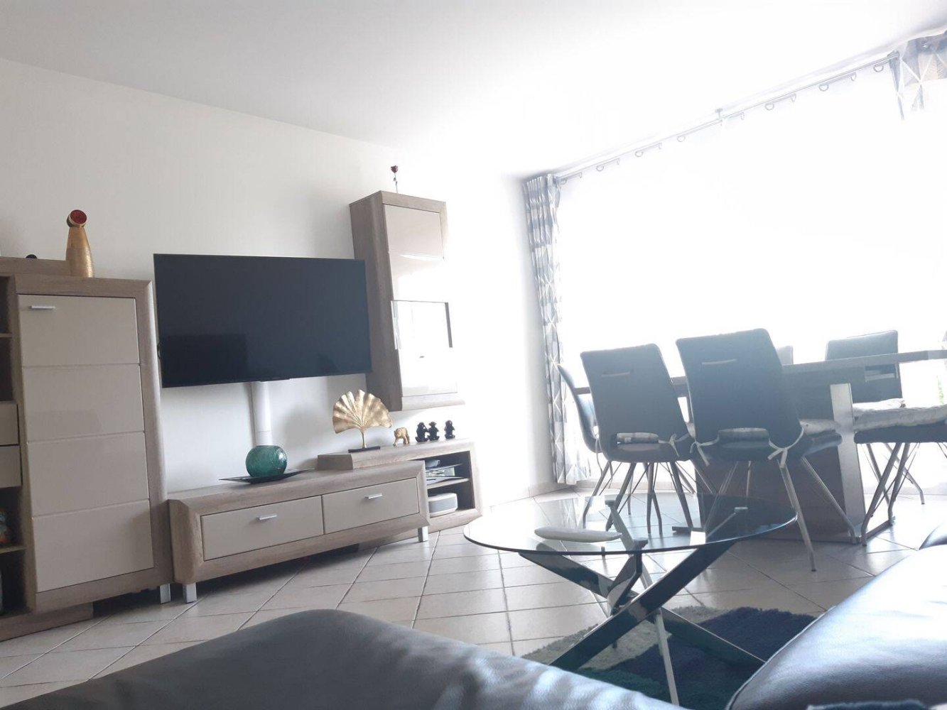 Квартира с 3 спальнями в Таверни, Франция № 329350