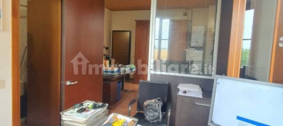 1 bedroom Apartment in Parma, Italy No. 166402 3