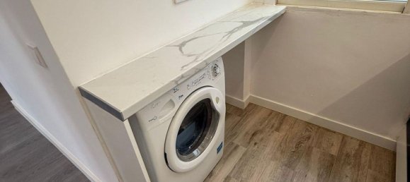 Apartamento de 3 dormitorios en L'Hospitalet de Llobregat, Spain No. 140979 7