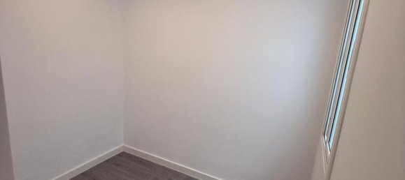 Apartamento de 3 dormitorios en L'Hospitalet de Llobregat, Spain No. 140979 16