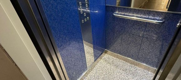 Apartamento de 3 dormitorios en L'Hospitalet de Llobregat, Spain No. 140979 17