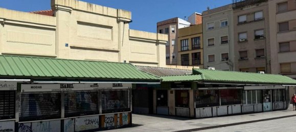 Apartamento de 3 dormitorios en L'Hospitalet de Llobregat, Spain No. 140979 23