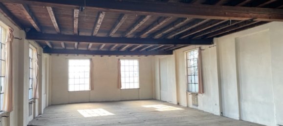 4000m² Building in Oleggio, Italy No. 81115 6