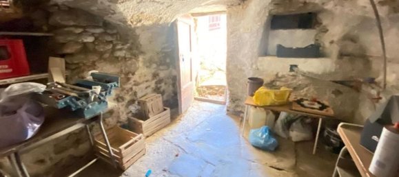 2غرفة منزل في Roure, Italy رقم 79136 21