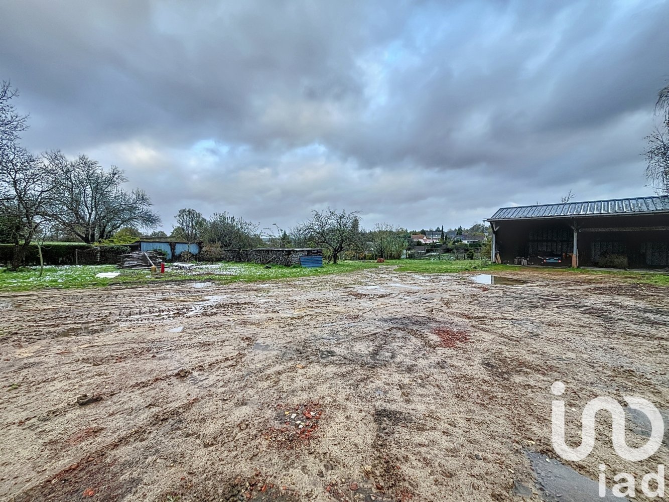 Terreno em Saint-Julien-de-Chedon, France 3211 m² N.º 44656