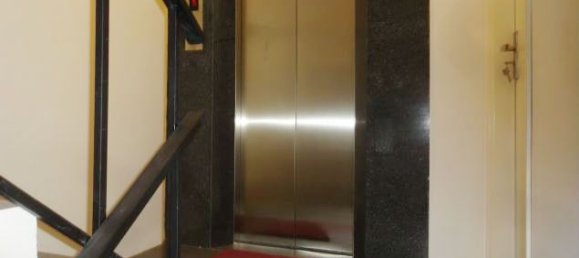 Studio in Tay Ho, Vietnam No. 3721 11