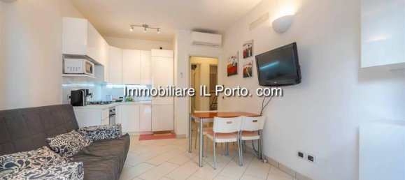 4-salle Appartement à Comacchio, Italy No. 30999 2