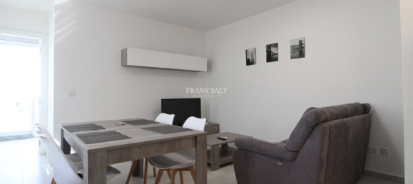 2 bedrooms Apartment in Swatar, Malta No. 7005 2