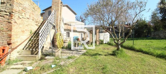 Вилла с 5 комнатами в Форли, Италия № 170226 39