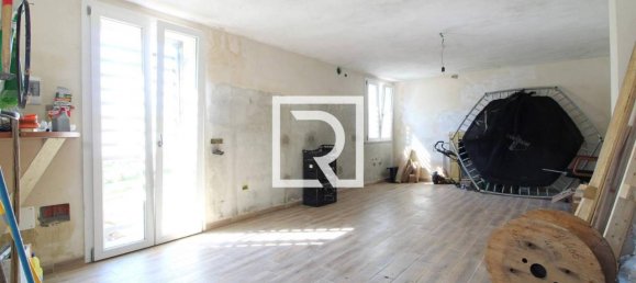 Вилла с 5 комнатами в Форли, Италия № 170226 43