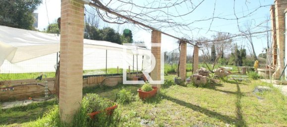 Вилла с 5 комнатами в Форли, Италия № 170226 35