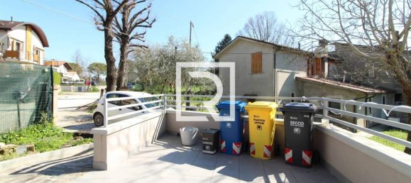 Вилла с 5 комнатами в Форли, Италия № 170226 34