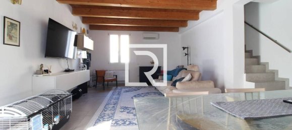 Вилла с 5 комнатами в Форли, Италия № 170226 12